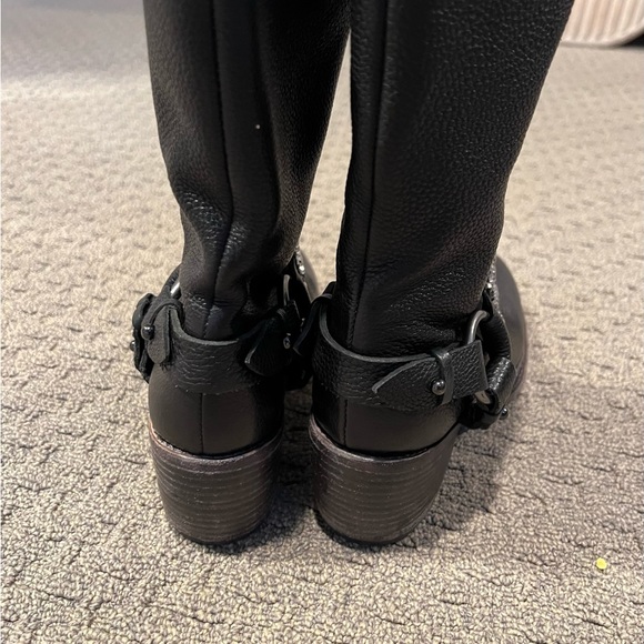 SOLD - Picture 4 of 6